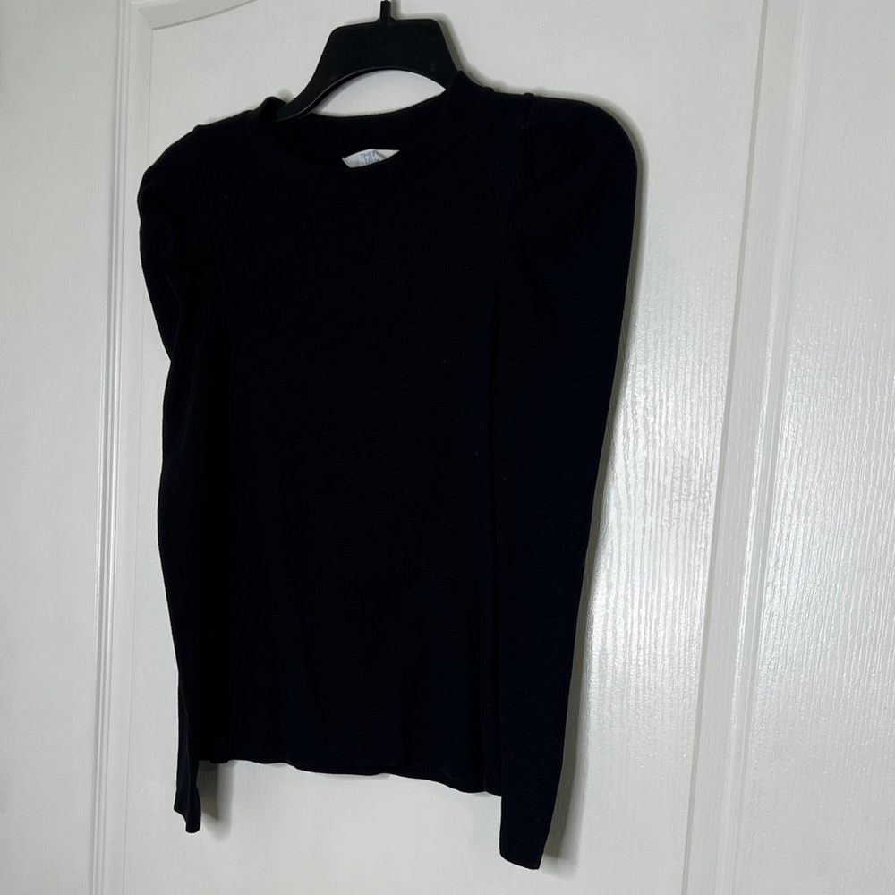 Time and Tru Black Ribbed Crewneck Top